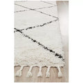 Saffron 22 White Indoor Rug 400 x 300cm - Plush Polypropylene for Living Room