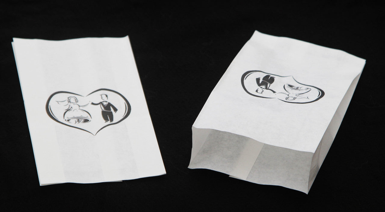 50 Pack Wedding Cake Bags Greaseproof Wax Paper Slice Take Home Favour Bride Groom in Heart