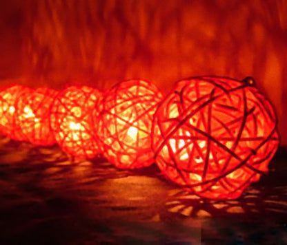 1 Set of Red 5cm Rattan Cane 20 Ball Battery Powered 3m String Lights Christmas Gift Home Wedding Party Bedroom Decoration Table Centrepiece