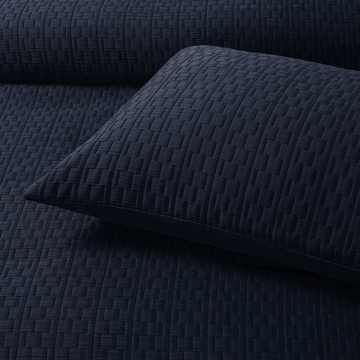 Bianca Burleigh Ink Jacquard Quilt Cover Set Queen