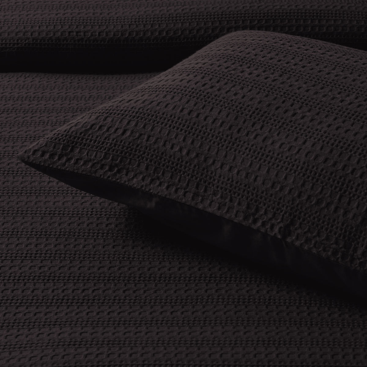 Bianca Kahlani Chocolate Waffle Quilt Cover Set Double