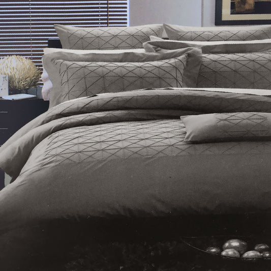 Geometric Tuck Linen Polyester Cotton Quilt Cover Set QUEEN