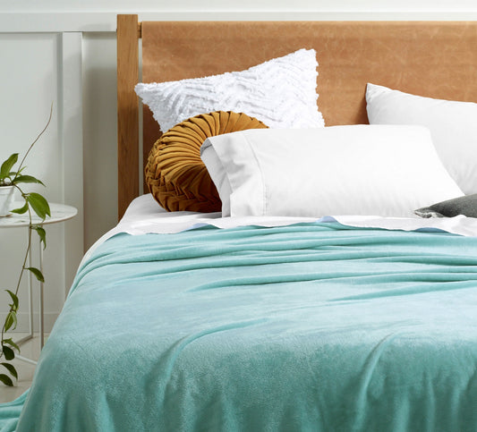 Accessorize Super Soft Blanket QUEEN/KING Mist