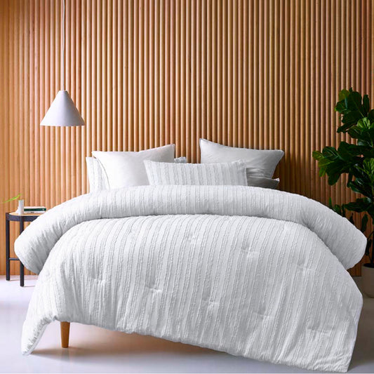 Vintage Design Homewares Reflections White 3 Piece Comforter Set QUEEN