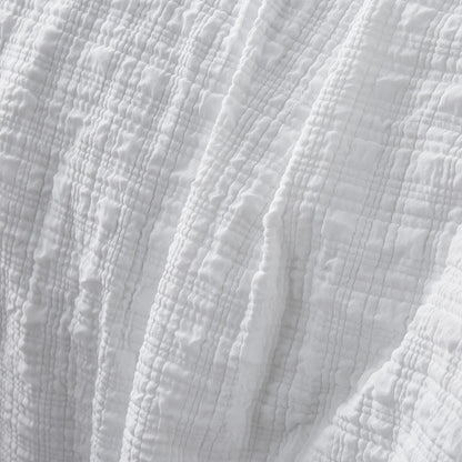 Accessorize Augusta White Ruched Quilt Cover Set Double