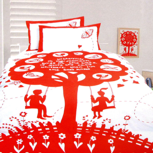 Happy Kids The Bees Knees Red Quilt Cover Set DOUBLE