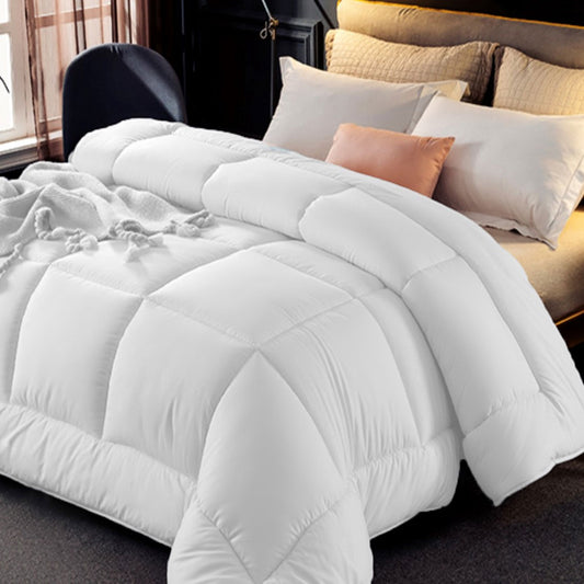 Ramesses 800GSM All Season Antibectiral Microfibre Quilt SUPER KING