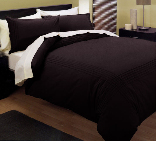 Kingtex Pintuck Quilt Cover Set Chocolate QUEEN
