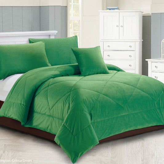 Georges Fine Linens Carrington Quilt / Comforter Set Green QUEEN