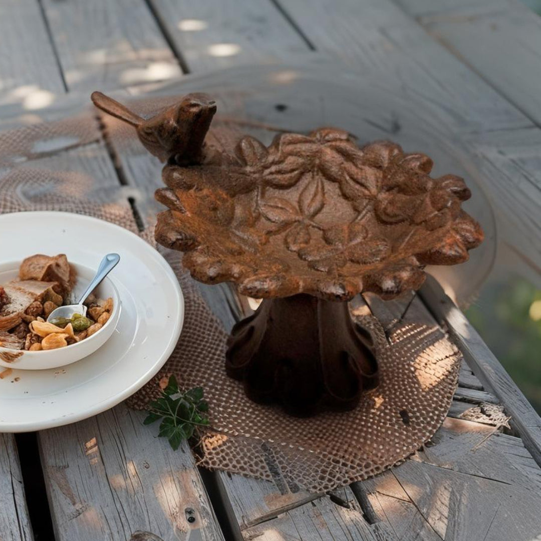 Cast- Iron Footed Ring Holder / Decor 18cm