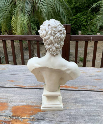 Angelo Bust Statue 26x43cm
