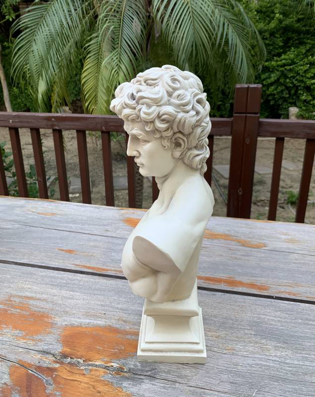 Angelo Bust Statue 26x43cm