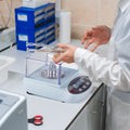 Analytical Balance 500g x 0.001g LCD Display Windshield